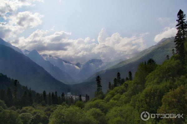 Канатная дорога в пос. Домбай (Россия, Карачаево-Черкессия) фото