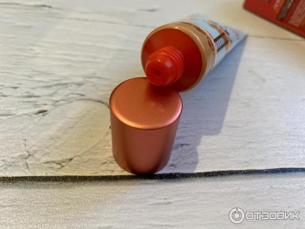 Увлажняющий праймер под макияж Elizavecca Skin Liar Primer фото