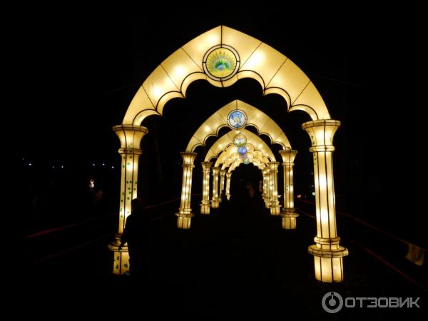 Выставка Королевство волшебных огней в парке Юбилейный (Россия, Ярославль) фото