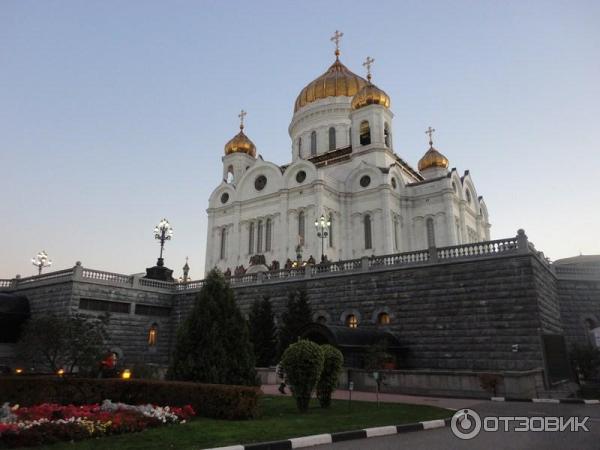 Сквер Храма Христа Спасителя (Россия, Москва) фото