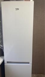 Холодильник Beko RCSK 310M20 W фото