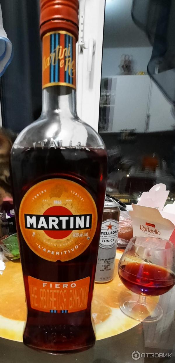 Красный мартини с тоником. Martini красный апельсин. Мартини красный апельсин набор. Мартини красный апельсин с тоником. Мартини с тоником.